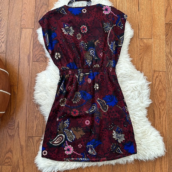 Dept Dress - Picture 5 of 6